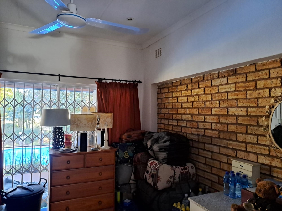 4 Bedroom Property for Sale in Strubensvallei Gauteng
