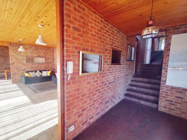 To Let 3 Bedroom Property for Rent in Floracliffe Gauteng