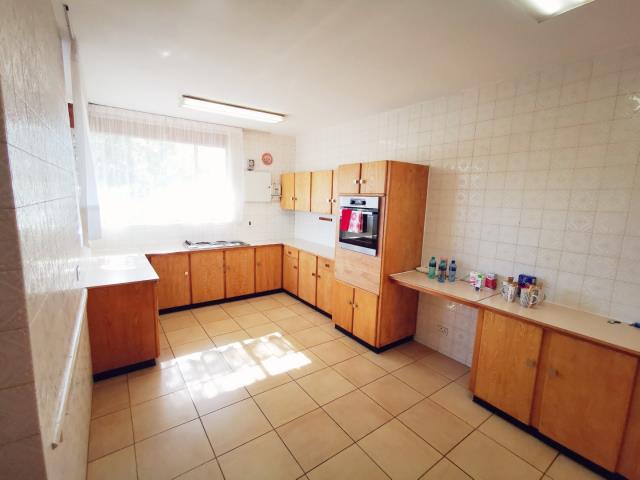 To Let 3 Bedroom Property for Rent in Floracliffe Gauteng