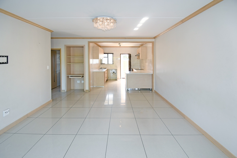 2 Bedroom Property for Sale in Broadacres Gauteng