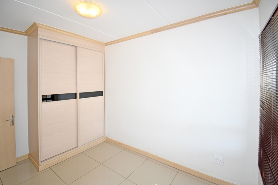 2 Bedroom Property for Sale in Broadacres Gauteng