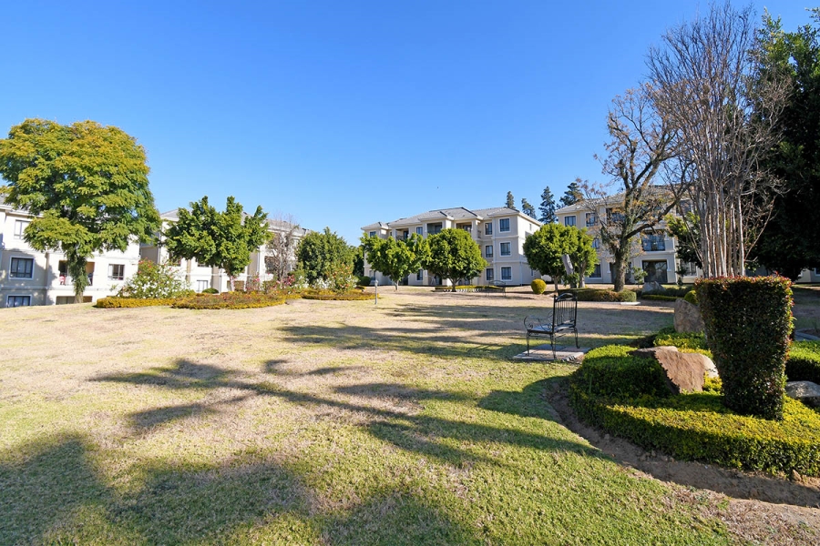 2 Bedroom Property for Sale in Broadacres Gauteng