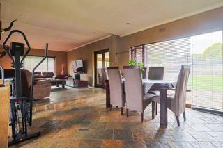 4 Bedroom Property for Sale in Brackendowns Gauteng