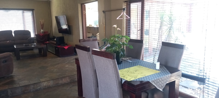 4 Bedroom Property for Sale in Brackendowns Gauteng