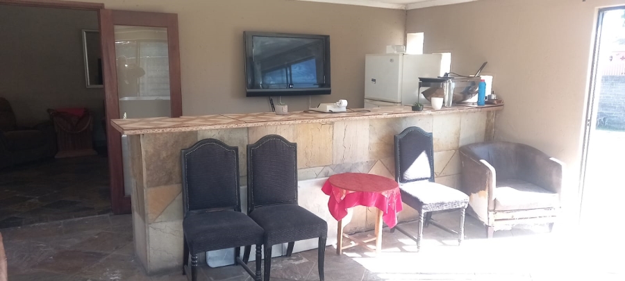 4 Bedroom Property for Sale in Brackendowns Gauteng