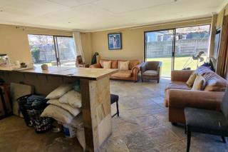 4 Bedroom Property for Sale in Brackendowns Gauteng