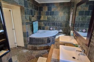 4 Bedroom Property for Sale in Brackendowns Gauteng