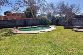 4 Bedroom Property for Sale in Brackendowns Gauteng
