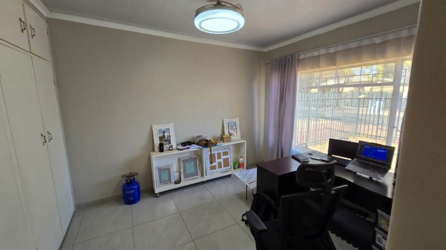 3 Bedroom Property for Sale in Wonderboom South Gauteng