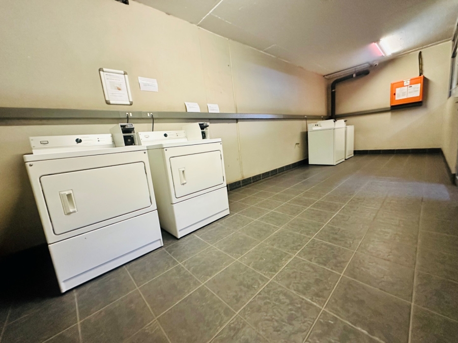 2 Bedroom Property for Sale in Houghton Estate Gauteng