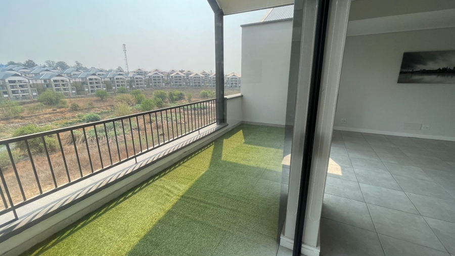 To Let 2 Bedroom Property for Rent in Waterfall Gauteng