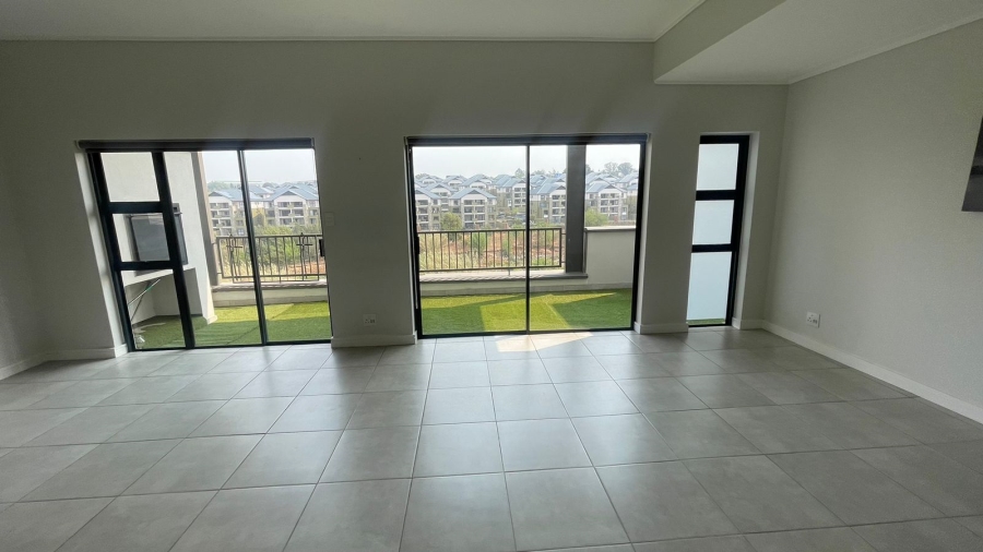 To Let 2 Bedroom Property for Rent in Waterfall Gauteng