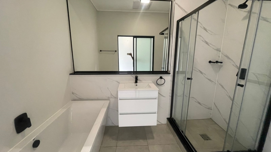 To Let 2 Bedroom Property for Rent in Waterfall Gauteng