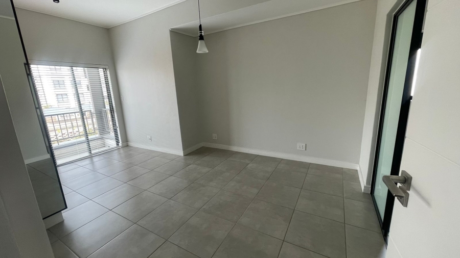 To Let 2 Bedroom Property for Rent in Waterfall Gauteng