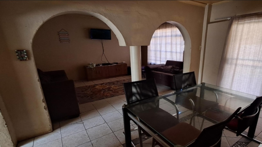 2 Bedroom Property for Sale in Vanderbijlpark CW 5 Gauteng