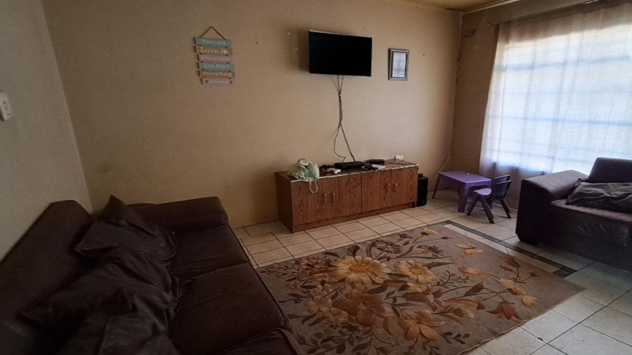 2 Bedroom Property for Sale in Vanderbijlpark CW 5 Gauteng