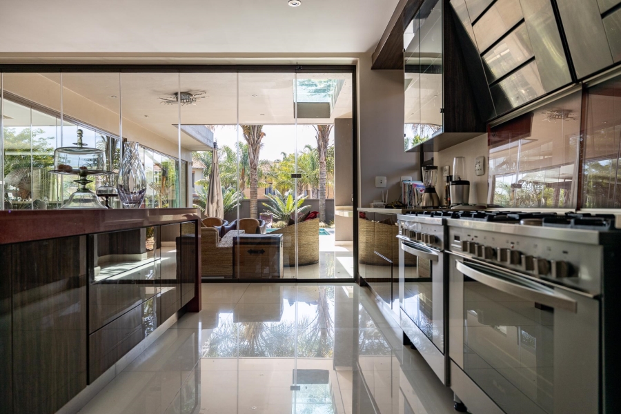 5 Bedroom Property for Sale in Midstream Estate Gauteng