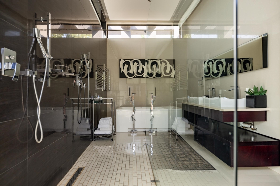 5 Bedroom Property for Sale in Midstream Estate Gauteng