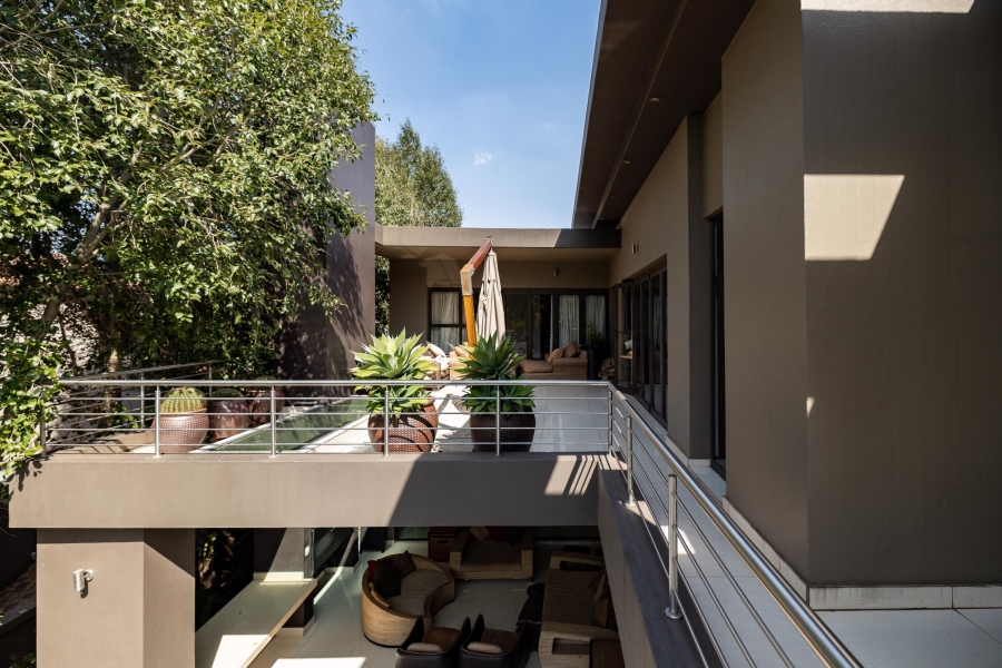 5 Bedroom Property for Sale in Midstream Estate Gauteng