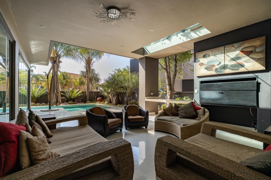 5 Bedroom Property for Sale in Midstream Estate Gauteng