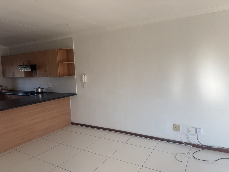 To Let 3 Bedroom Property for Rent in Noordwyk Gauteng