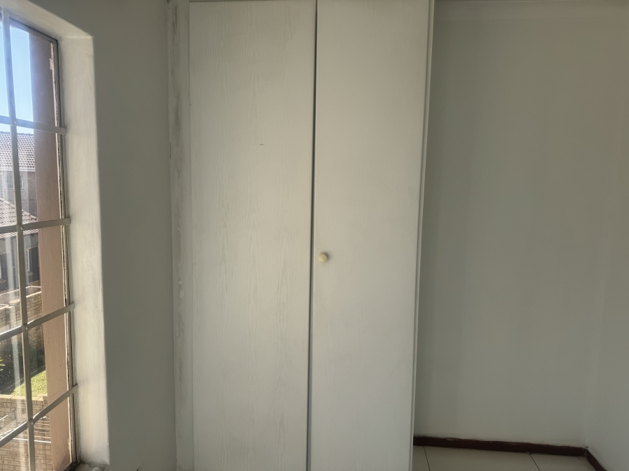 To Let 3 Bedroom Property for Rent in Noordwyk Gauteng