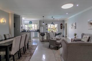 3 Bedroom Property for Sale in Brackendowns Gauteng