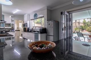 3 Bedroom Property for Sale in Brackendowns Gauteng