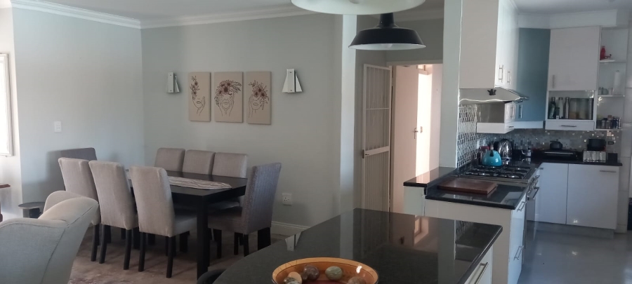 3 Bedroom Property for Sale in Brackendowns Gauteng