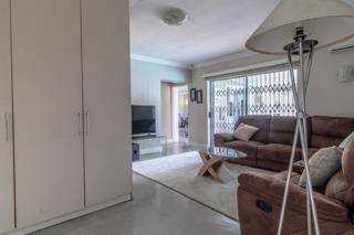 3 Bedroom Property for Sale in Brackendowns Gauteng