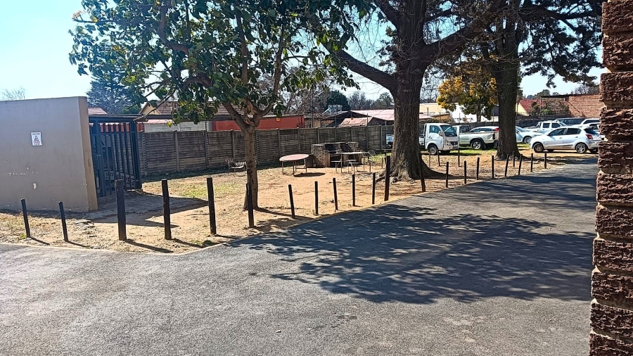 2 Bedroom Property for Sale in Edleen Gauteng