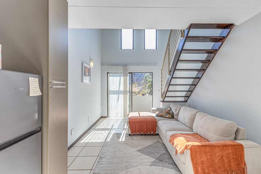 1 Bedroom Property for Sale in Bryanston Gauteng
