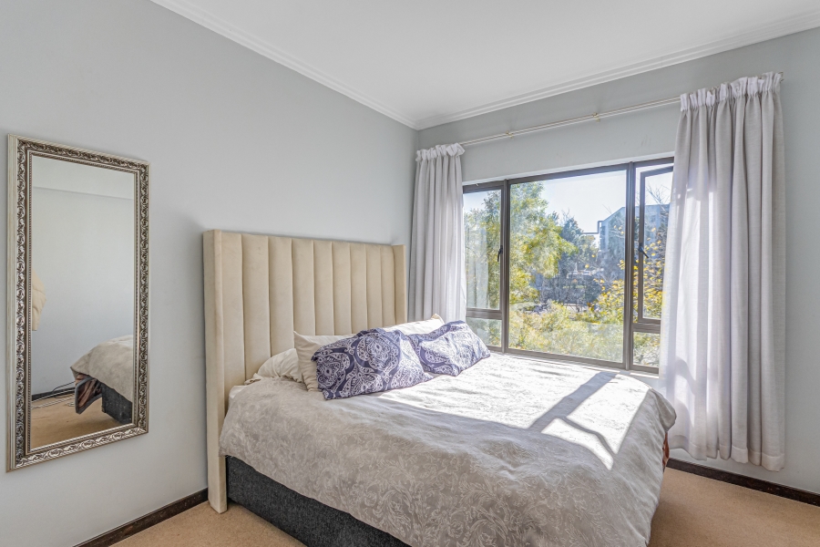 1 Bedroom Property for Sale in Bryanston Gauteng