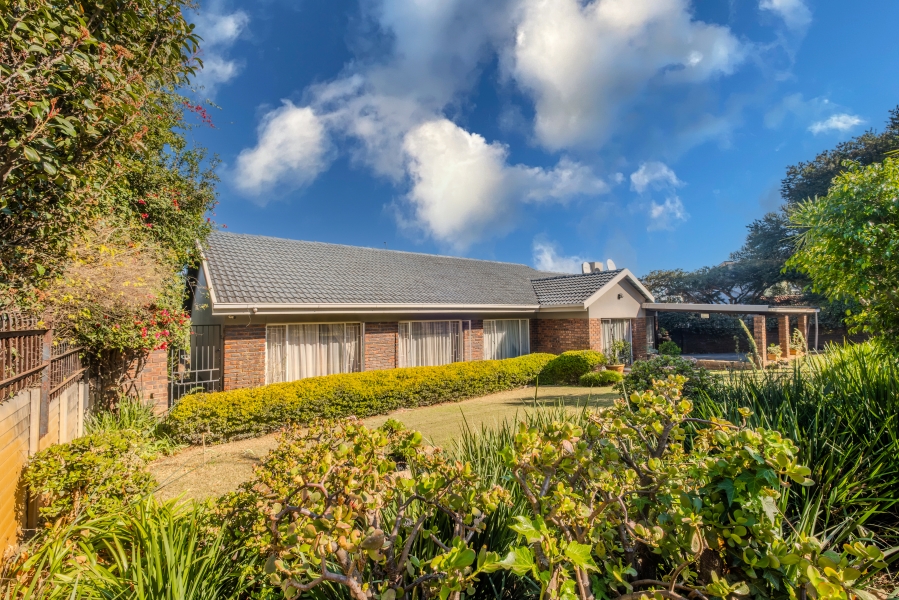 4 Bedroom Property for Sale in Waterkloof Ridge Gauteng