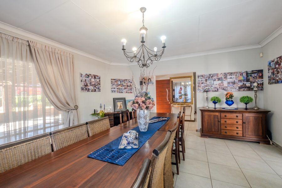 4 Bedroom Property for Sale in Waterkloof Ridge Gauteng