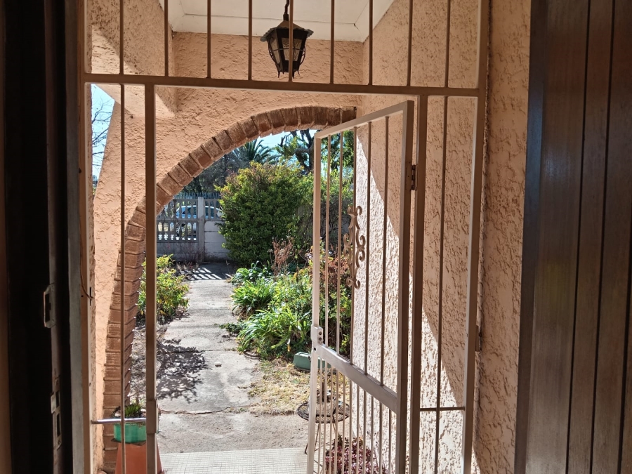 3 Bedroom Property for Sale in Witpoortjie Gauteng