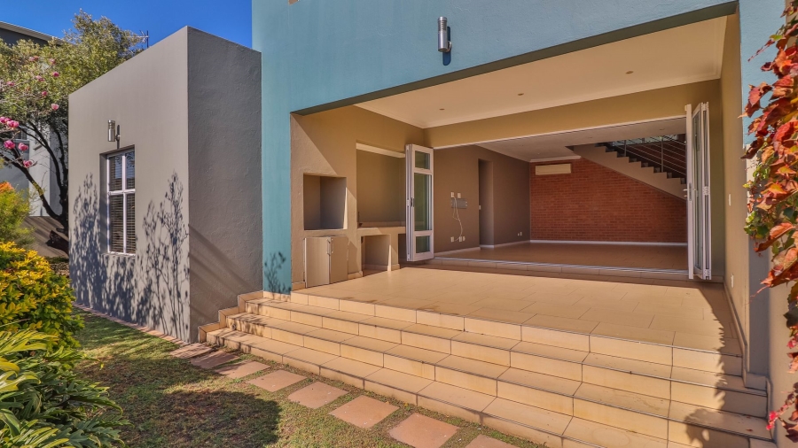 To Let 3 Bedroom Property for Rent in Thorn Valley Estate Gauteng