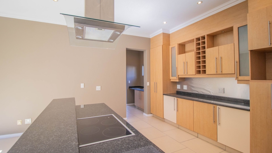 To Let 3 Bedroom Property for Rent in Thorn Valley Estate Gauteng
