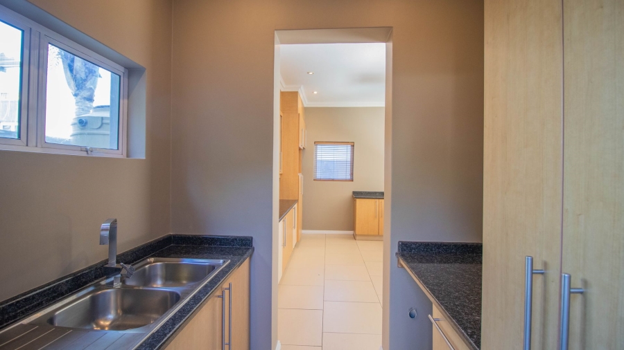 To Let 3 Bedroom Property for Rent in Thorn Valley Estate Gauteng