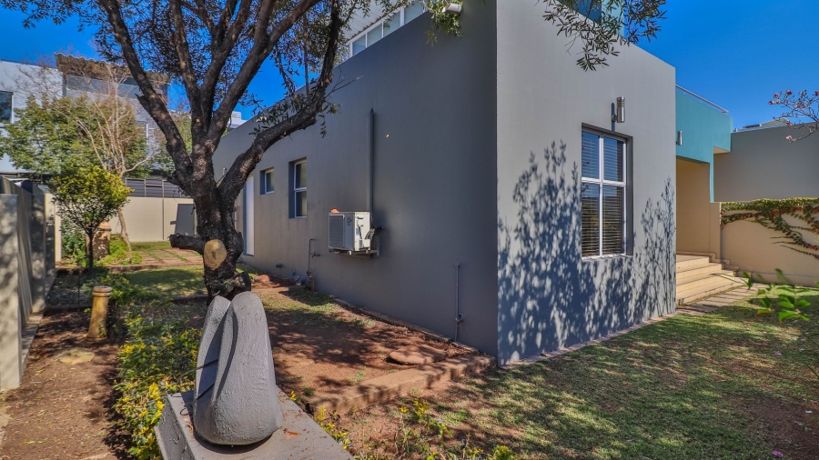To Let 3 Bedroom Property for Rent in Thorn Valley Estate Gauteng