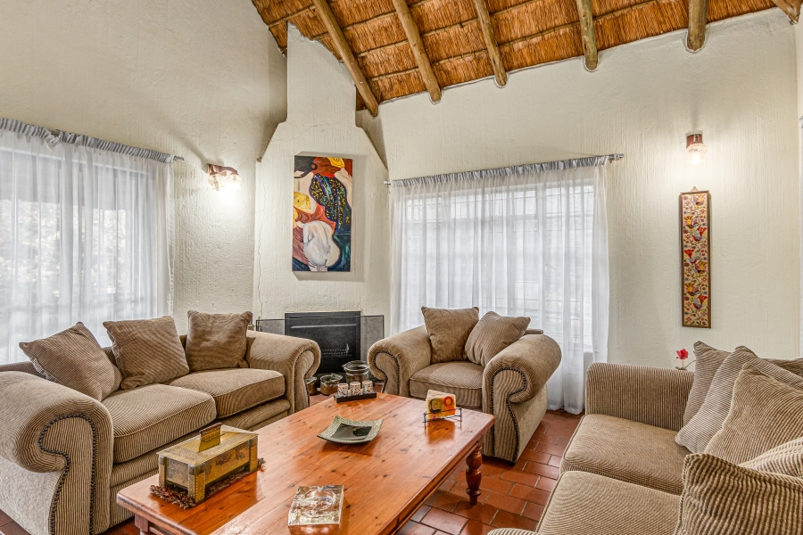 6 Bedroom Property for Sale in Lanseria Gauteng