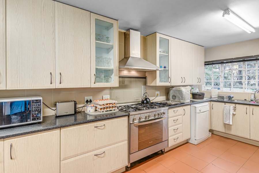 6 Bedroom Property for Sale in Lanseria Gauteng