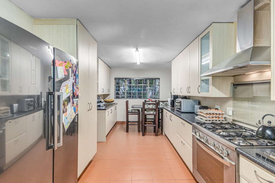 6 Bedroom Property for Sale in Lanseria Gauteng