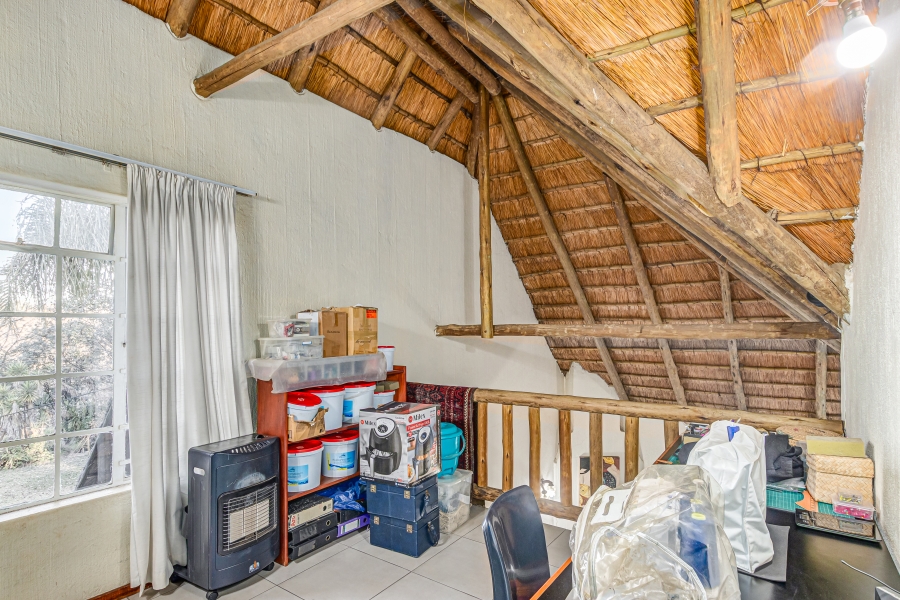 6 Bedroom Property for Sale in Lanseria Gauteng
