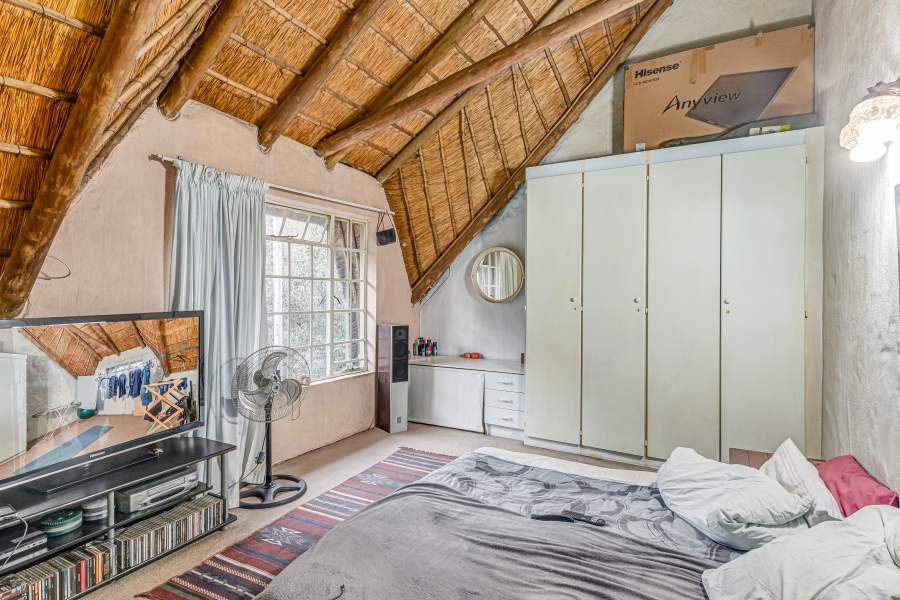 6 Bedroom Property for Sale in Lanseria Gauteng