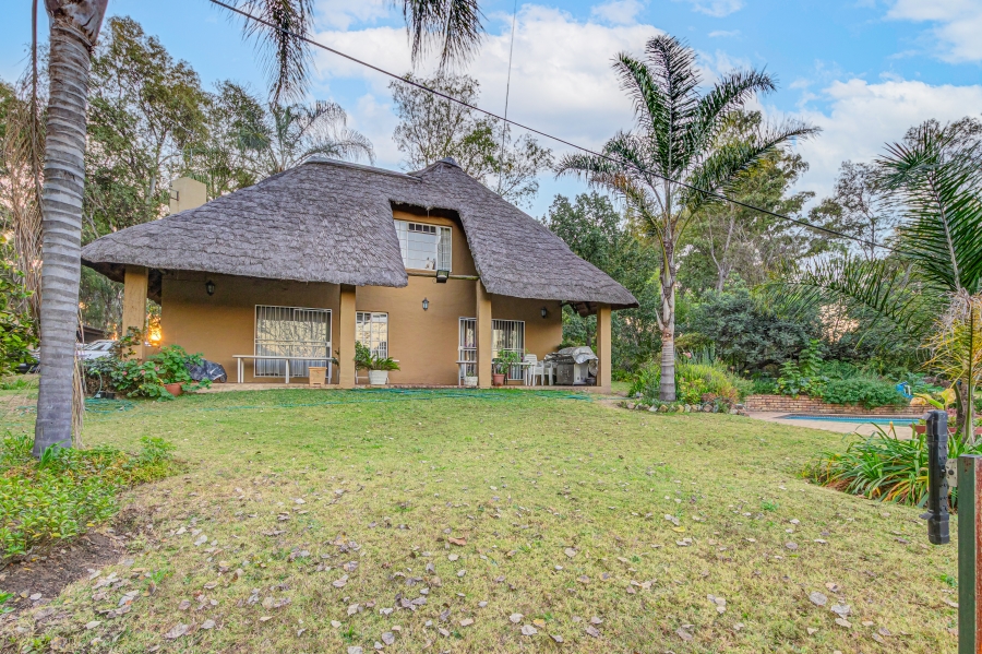 6 Bedroom Property for Sale in Lanseria Gauteng