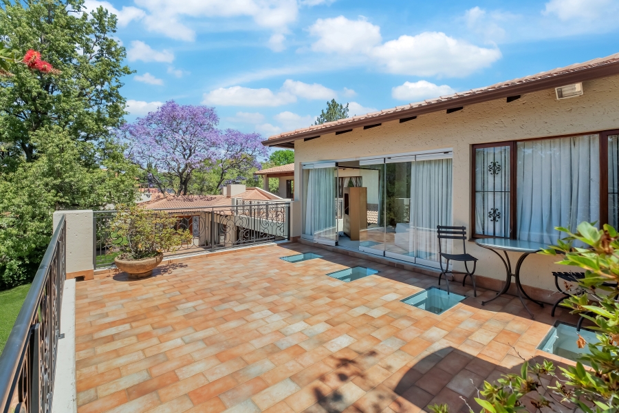 5 Bedroom Property for Sale in Bryanston East Gauteng