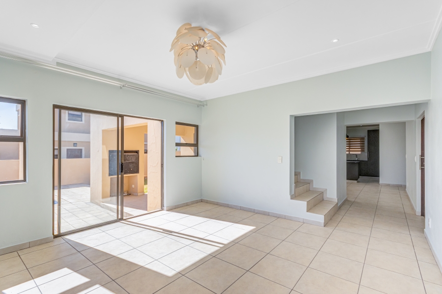 To Let 3 Bedroom Property for Rent in Kyalami Hills Gauteng