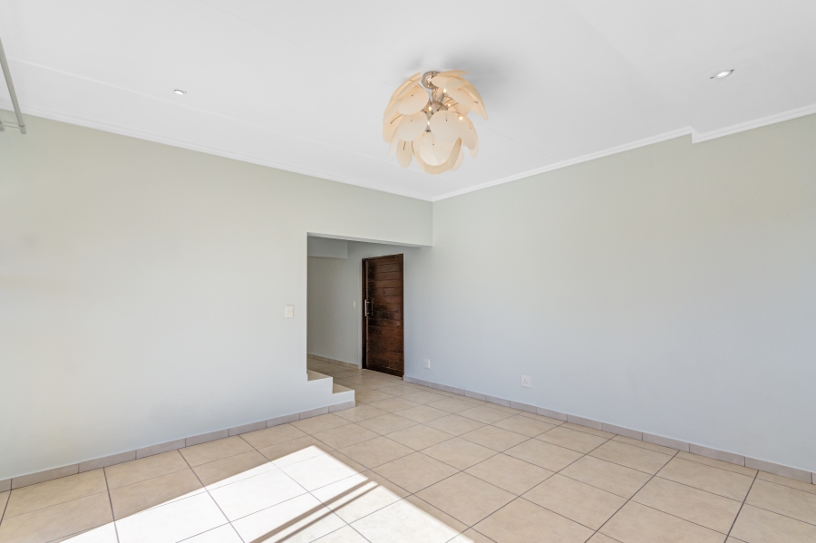 To Let 3 Bedroom Property for Rent in Kyalami Hills Gauteng