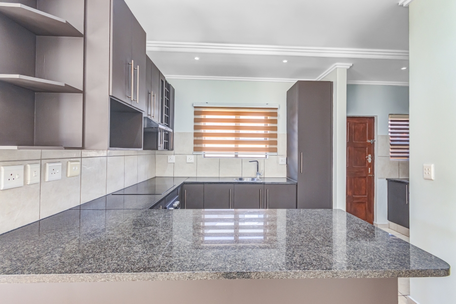 To Let 3 Bedroom Property for Rent in Kyalami Hills Gauteng